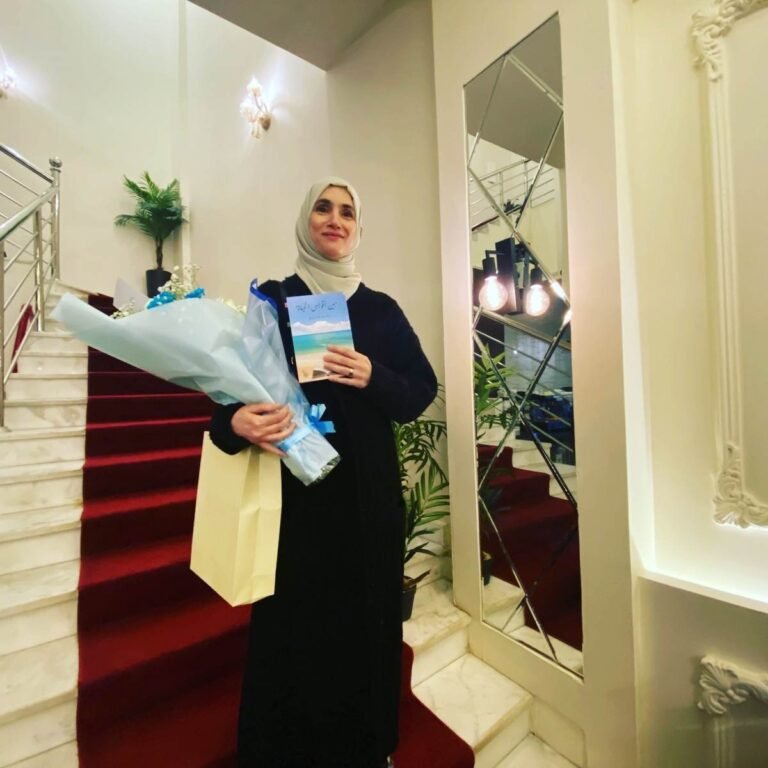 بين أقواس الأمومة أم طبيبة وكاتبة ومعلمة لغة العربية 2 أم طبيبة