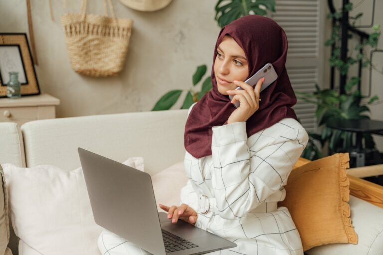 أثر غياب القدوة النسائية من المناصب الإدارية في الدول العربية 18 pexels antoni shkraba 5206297 - كلنا أمهات