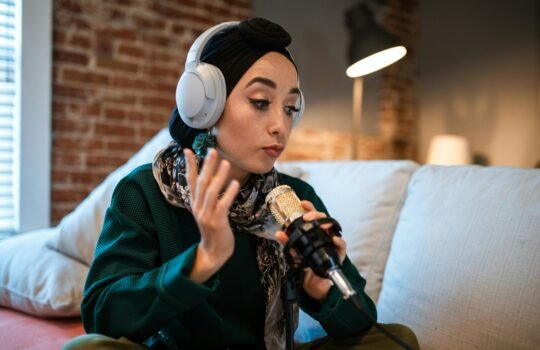 صناعة المحتوى للنساء
