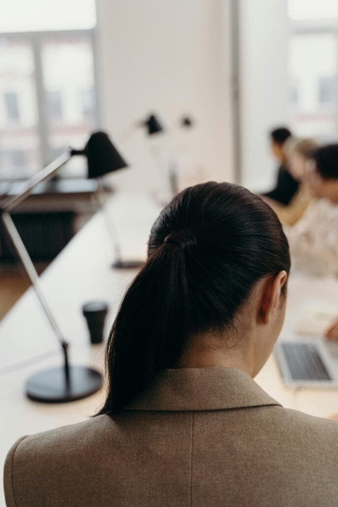 الاستعلام عن الانقطاع عن العمل